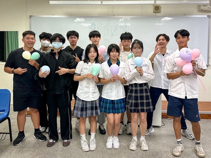114學年度 (系學會) 制服日圖片