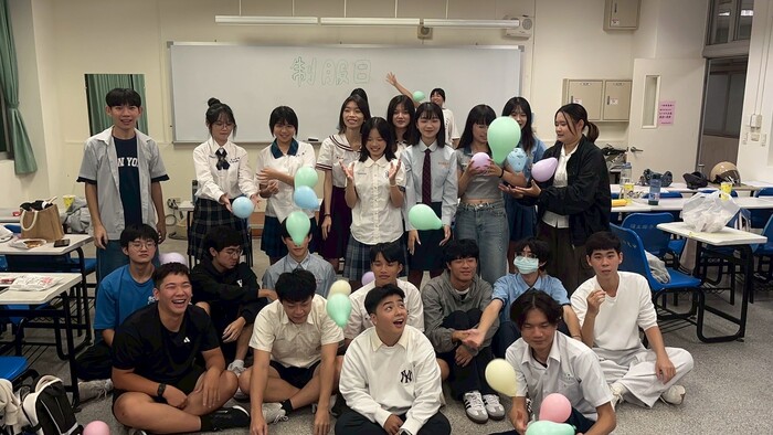 114學年度 (系學會) 制服日圖片