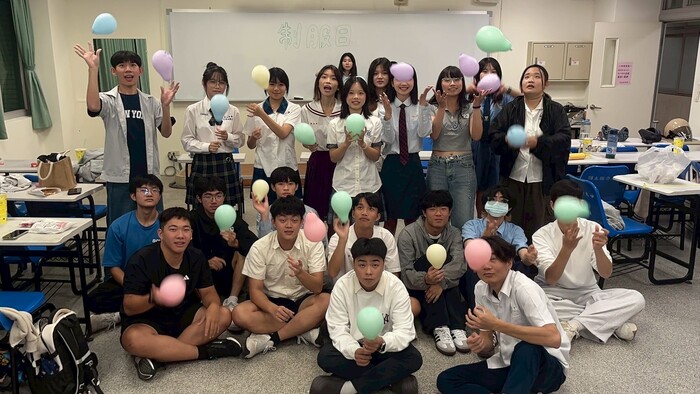 114學年度 (系學會) 制服日圖片