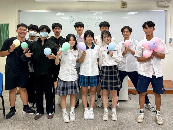 114學年度 (系學會) 制服日圖片